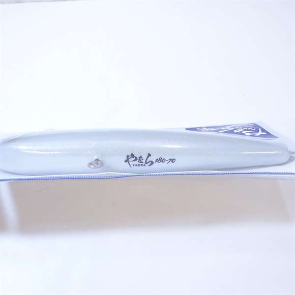 やをら１８０エメラルドフィッシュ
